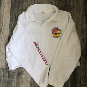 White collared sweatshirt
